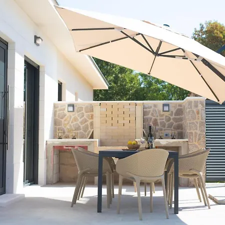 Casa vacanze Quarnaro With Heated Pool *