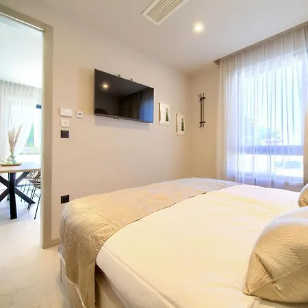 Casa vacanze Quarnaro With Heated Pool