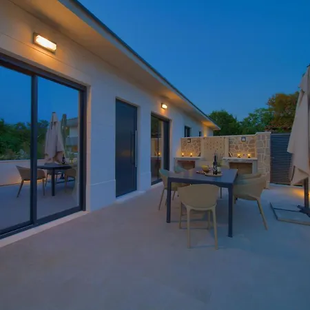 Quarnaro With Heated Pool Holiday home Omisalj