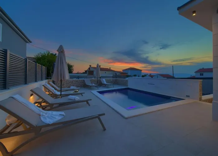 Quarnaro With Heated Pool