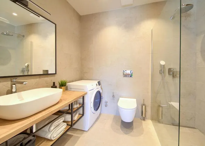 Quarnaro With Heated Pool *